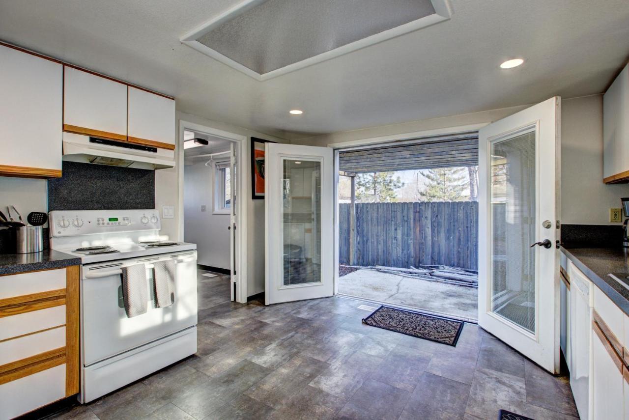 Little Blue Bungalow On Boise'S Bench, Pet Friendly, Fully Fenced Yard With Doggie Door! 2 Miles From Bsu, 5 Minutes From Downtown Boise, Desk And Workstation For Remote Workers, 2 Tv'S Large Walk-In Closet, Good For Mid-Term Stays Exterior foto