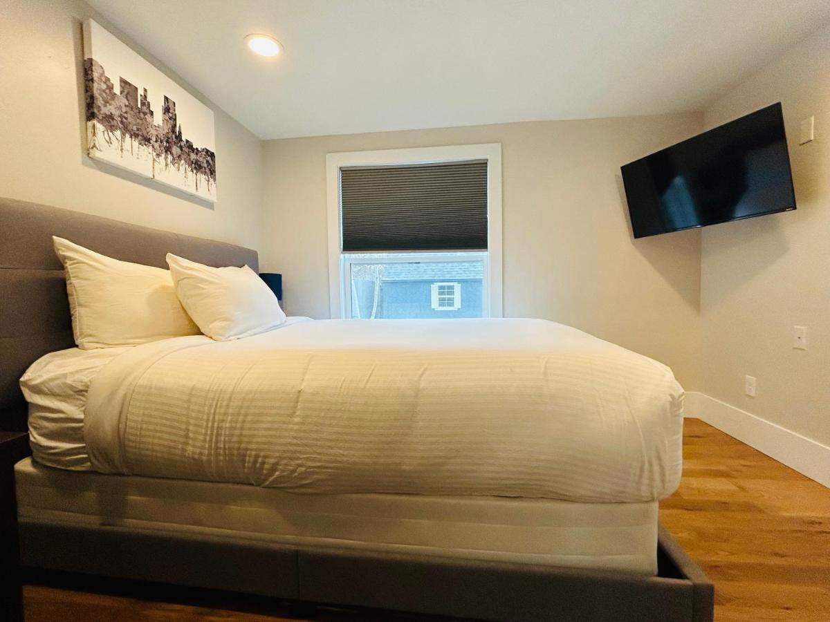 Little Blue Bungalow On Boise'S Bench, Pet Friendly, Fully Fenced Yard With Doggie Door! 2 Miles From Bsu, 5 Minutes From Downtown Boise, Desk And Workstation For Remote Workers, 2 Tv'S Large Walk-In Closet, Good For Mid-Term Stays Exterior foto